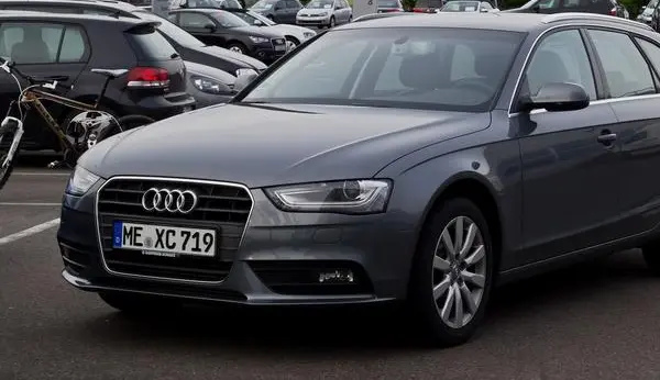 Audi A4 Avant (B8 8K, facelift 2011)-6