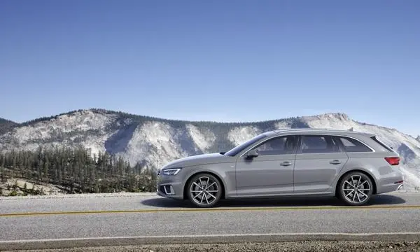 Audi A4 Avant (B9 8W, facelift 2018)-0