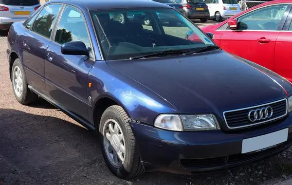 Audi A4 (B5, Typ 8D)-1