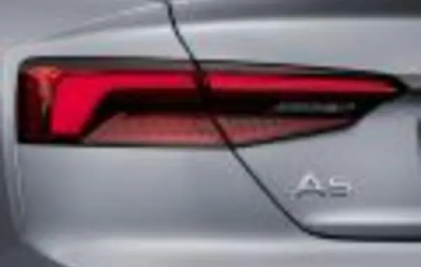 Audi A5 Coupe (F5)-4