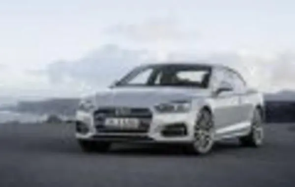 Audi A5 Coupe (F5)-6