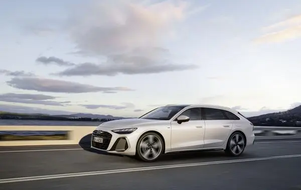 Audi A6 Avant (C9)-8