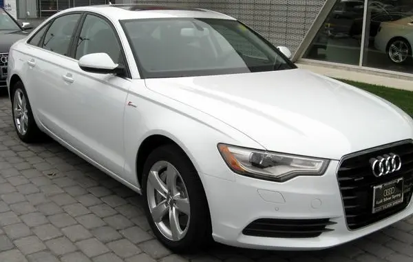 Audi A6 Limousine (4G, C7)-2