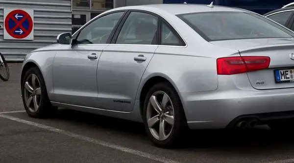 Audi A6 Limousine (4G, C7)-4