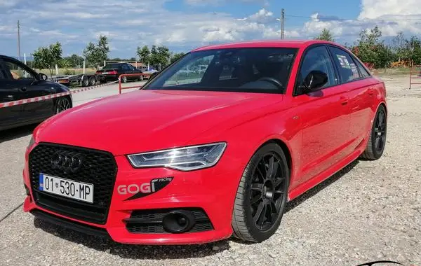 Audi A6 Limousine (4G, C7 facelift 2014)-1