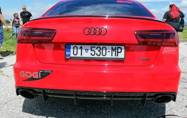 Audi A6 Limousine (4G, C7 facelift 2014)-7