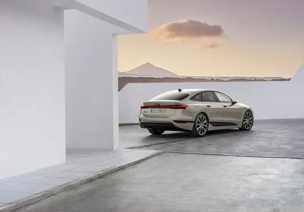 Audi A6 Sportback e-tron (GH)-4