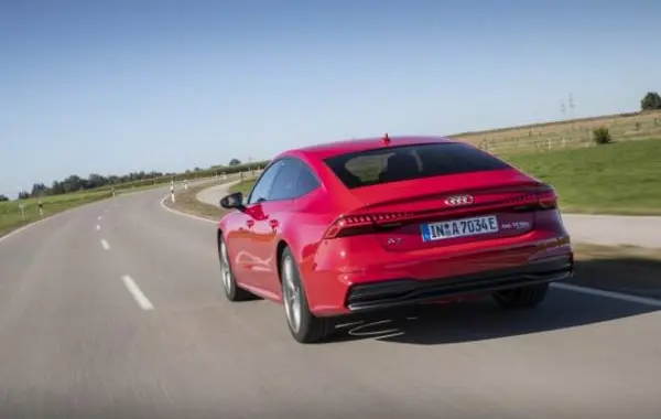 Audi A7 Sportback (C8)-7
