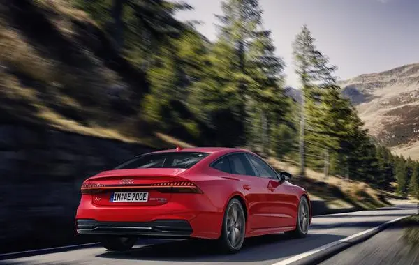 Audi A7 Sportback (C8)-5
