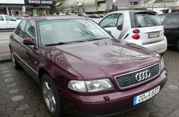 Audi A8 (D2, 4D)-5