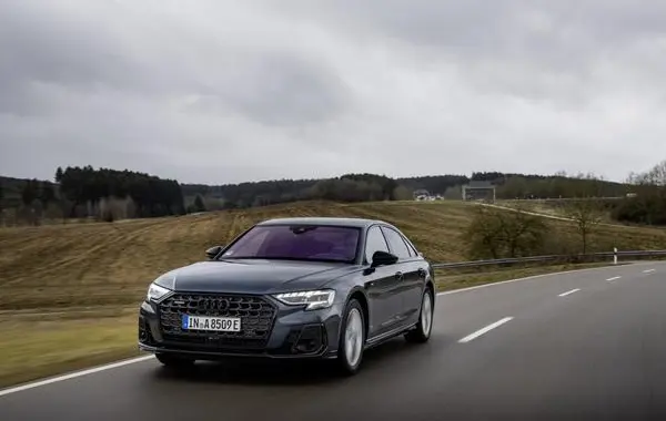 Audi A8 (D5, facelift 2021)-3