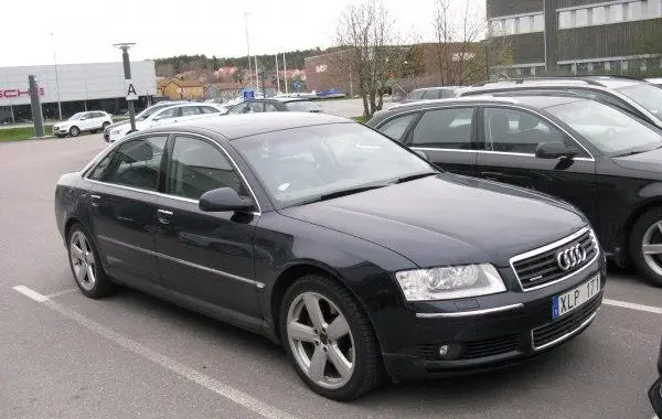 Audi A8L (D3, 4E)