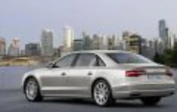 Audi A8L (D4,4H facelift 2013)-0