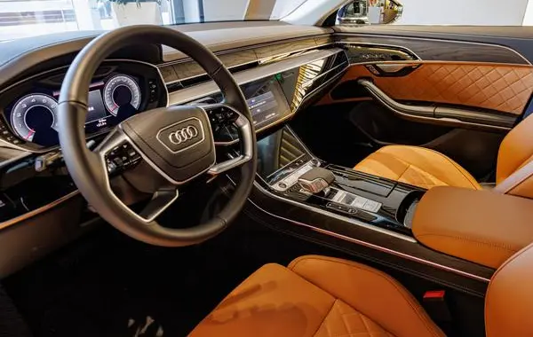 Audi A8L Horch (D5, facelift 2021)-7