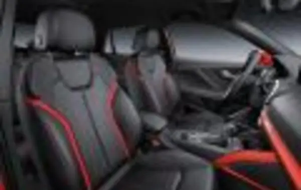 Audi Q2-3