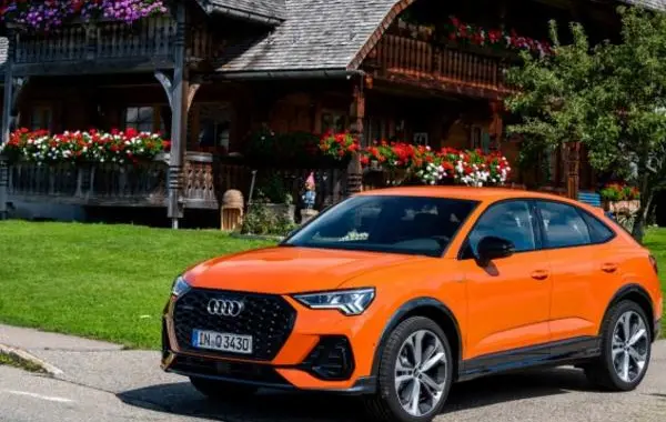 Audi Q3 II Sportback (F3)