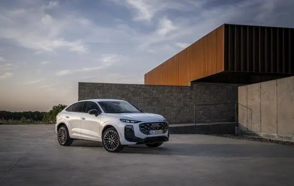 Audi Q3 III Sportback (FJ)