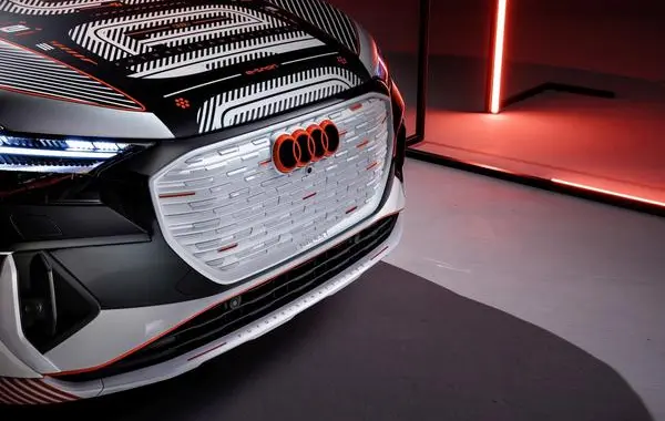 Audi Q4 e-tron-4