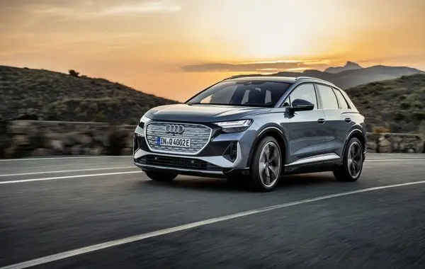 Audi Q4 e-tron-7