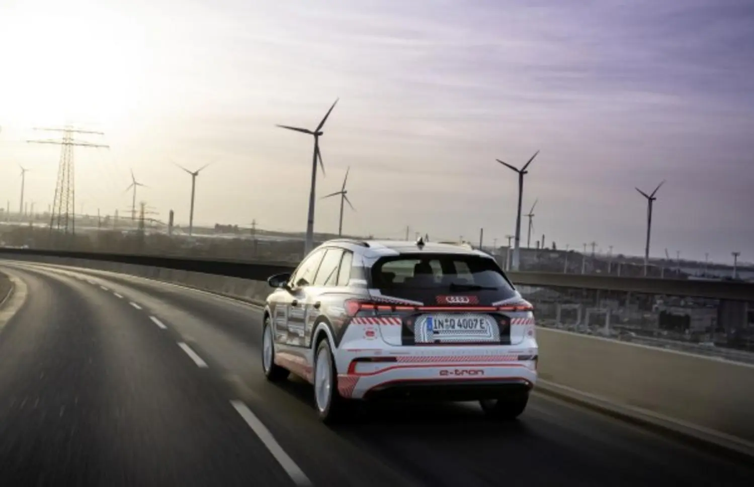 Audi Q4 e-tron-1