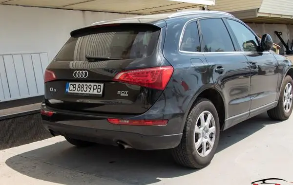Audi Q5 I (8R)-3