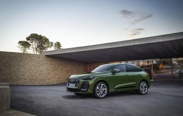 Audi Q5 III Sportback (GU)-3