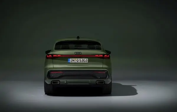 Audi Q5 III Sportback (GU)-6
