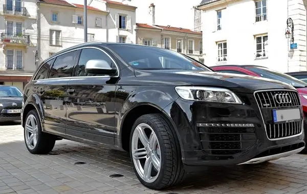 Audi Q7 (Typ 4L, facelift 2009)-8