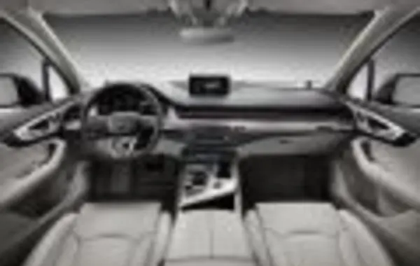 Audi Q7 (Typ 4M)-6