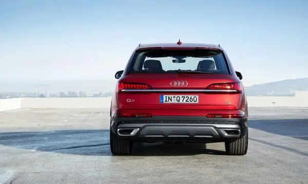 Audi Q7 (Typ 4M, facelift 2019)-1
