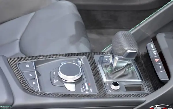 Audi R8 II Spyder (4S)-4