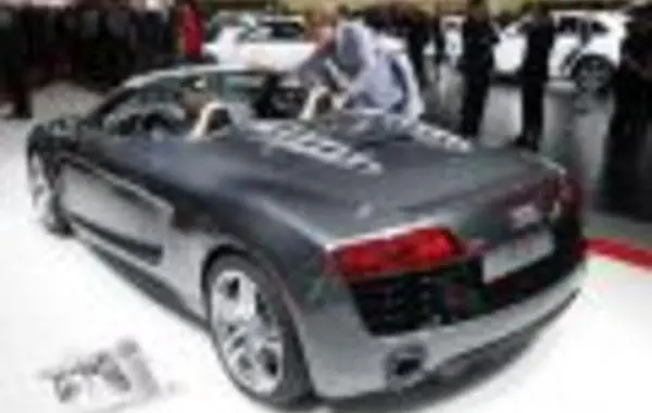 Audi R8 Spyder (42, facelift 2012)-4