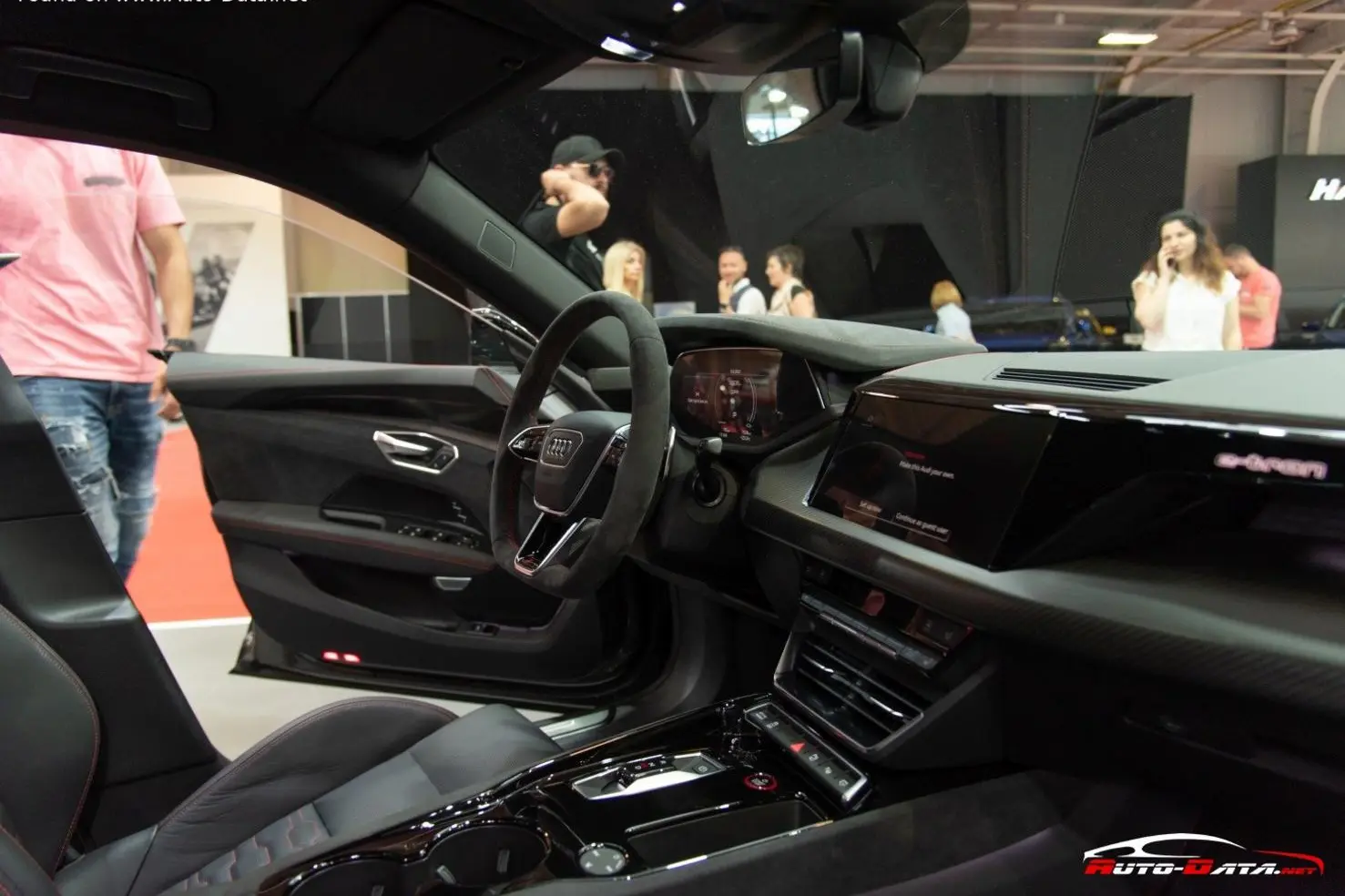 Audi RS e-tron GT-11
