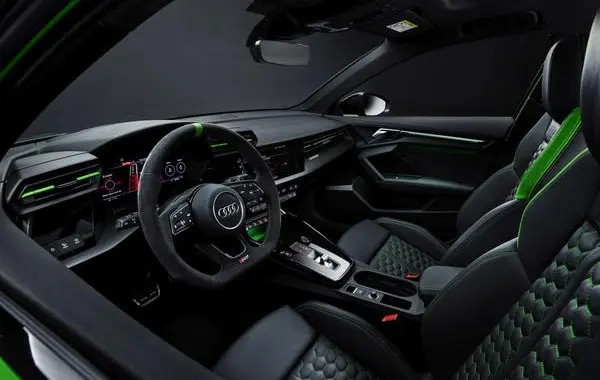 Audi RS3 Sedan (8Y)-6