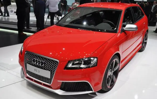 Audi RS3 sportback (8PA)