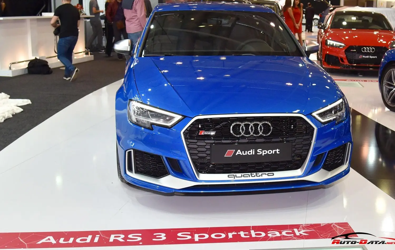 Audi RS3 sportback (8VA, facelift 2017)-4
