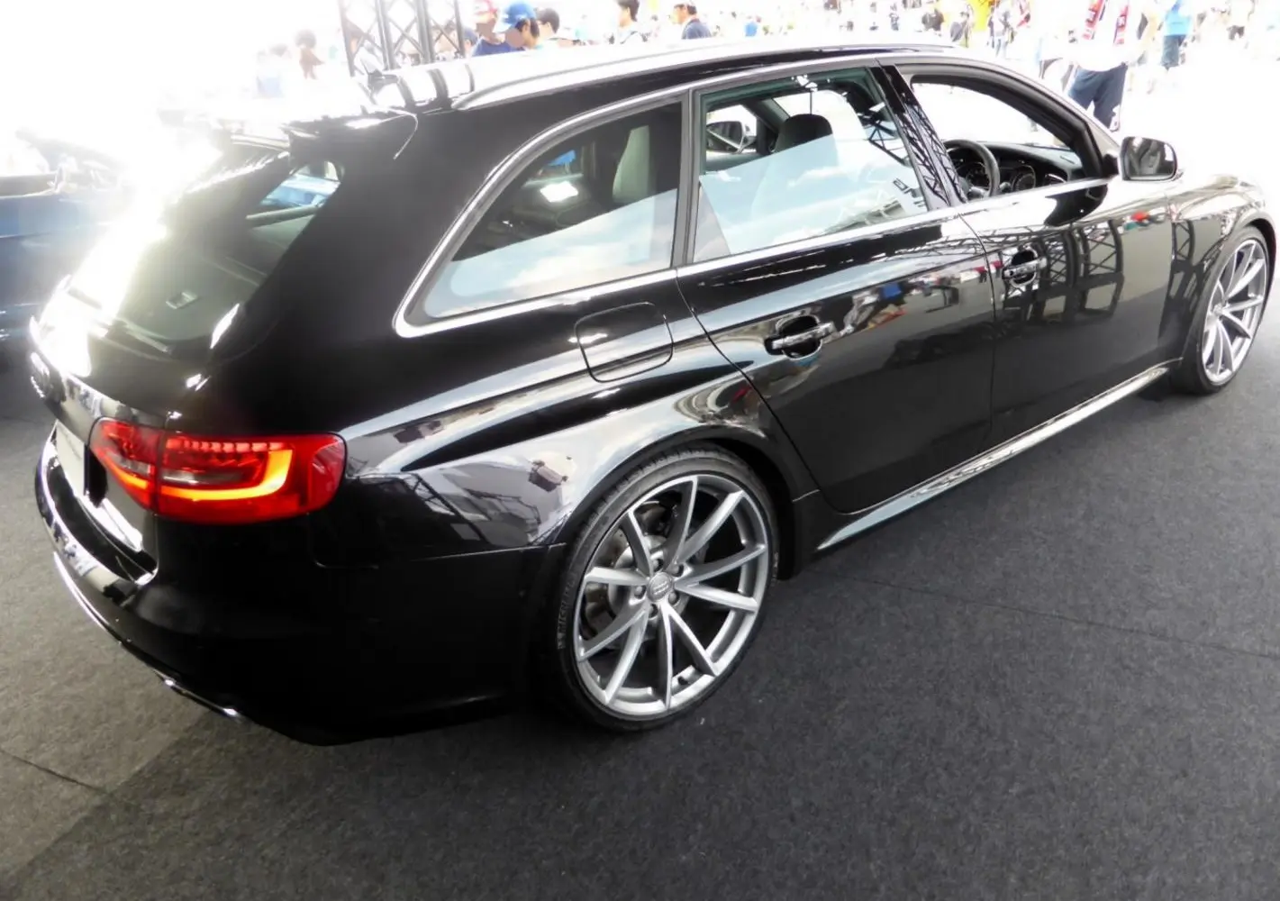 Audi RS4 Avant (B8) (facelift 2011)-6