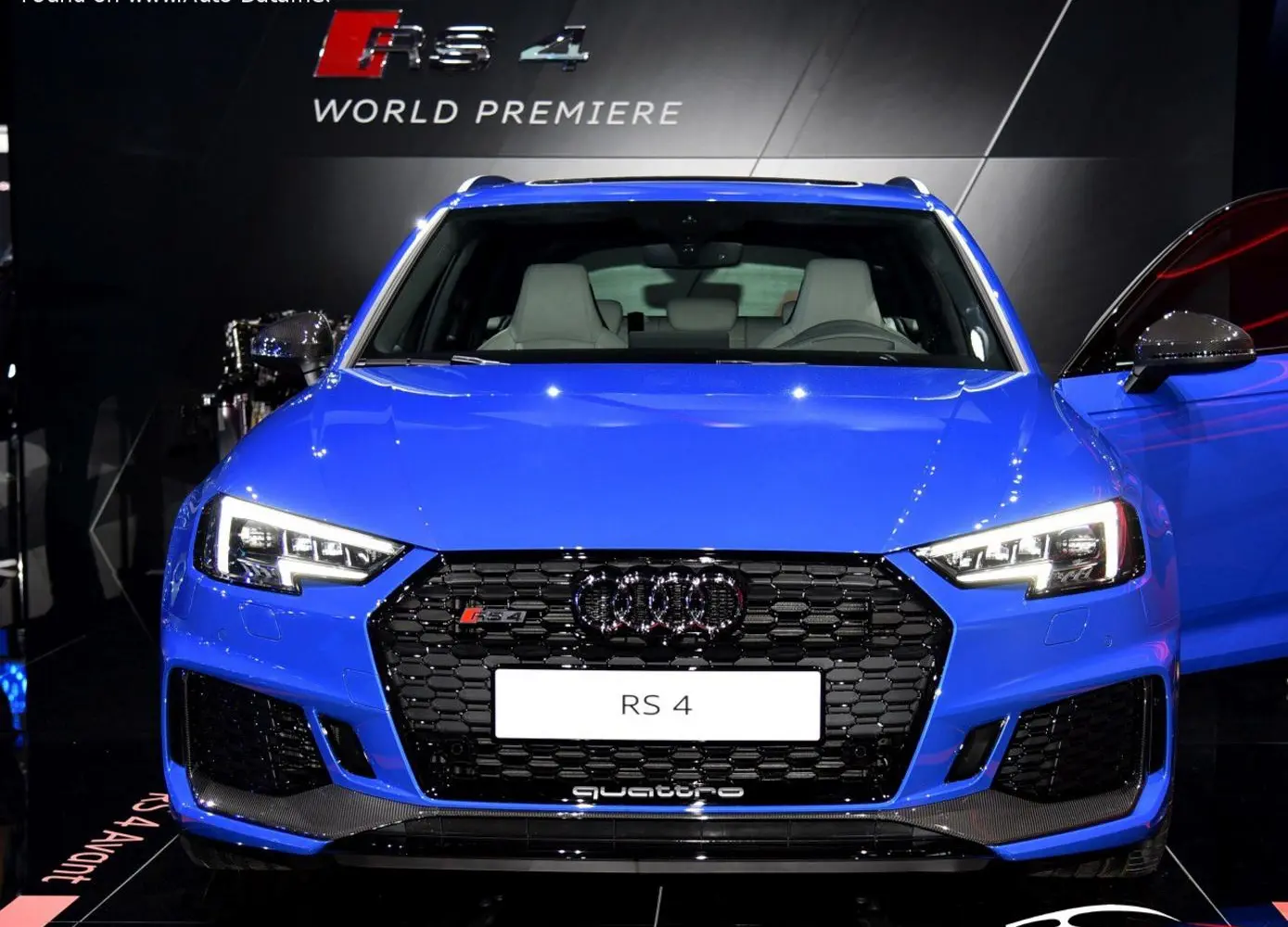Audi RS4 Avant (B9)-3