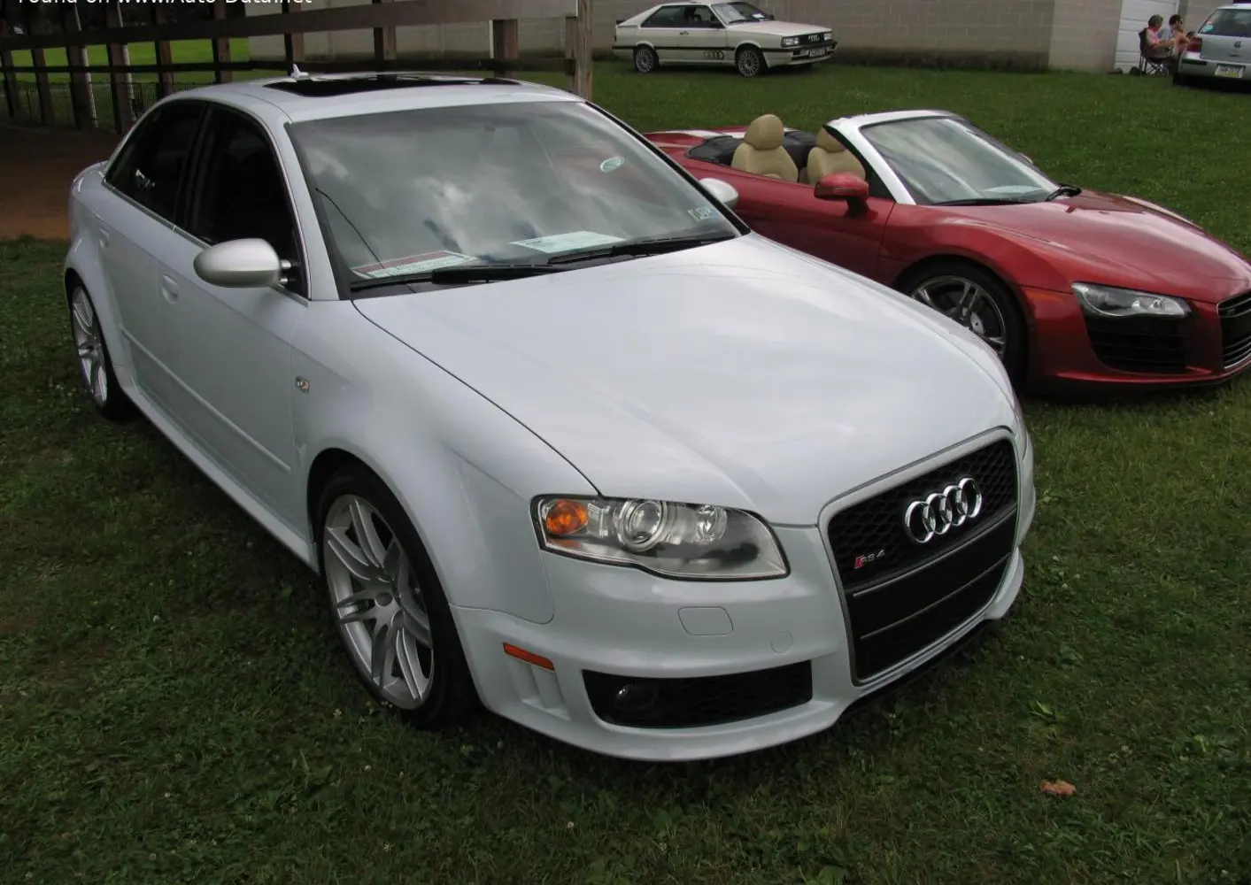 Audi RS4 Saloon (8E, B7)-5