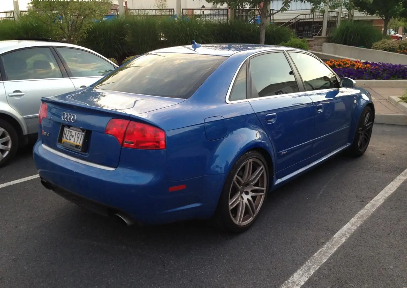 Audi RS4 Saloon (8E, B7)-6