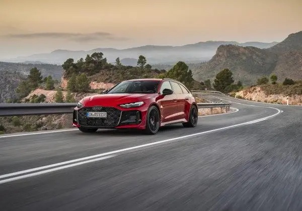 Audi RS5 Avant (B10)-6