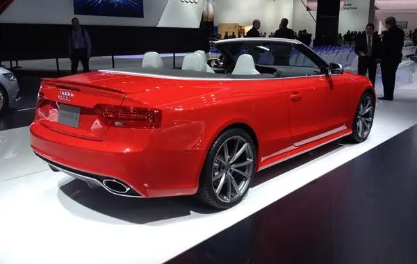 Audi RS5 Cabriolet (8T, facelift 2013)-4