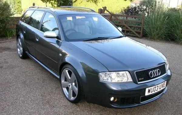 Audi RS6 Avant (4B,C5)
