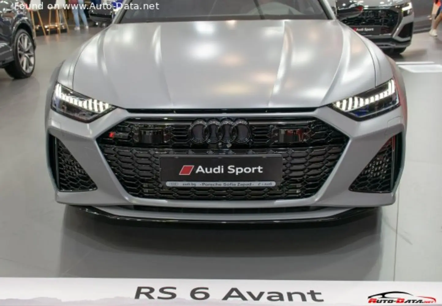 Audi RS6 Avant (C8)-0