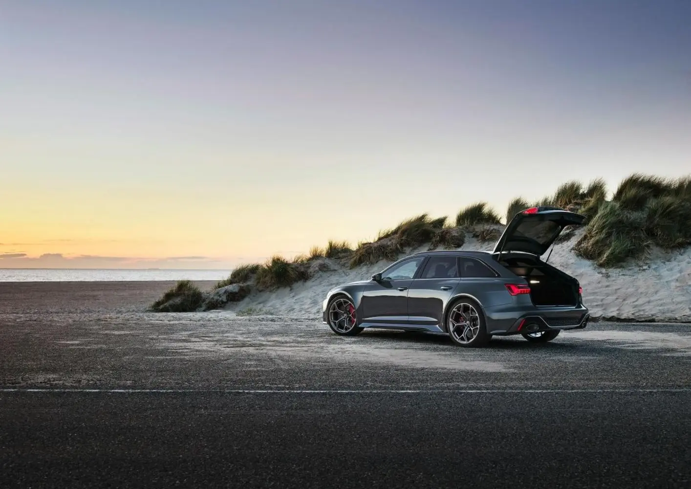 Audi RS6 Avant (C8)-7