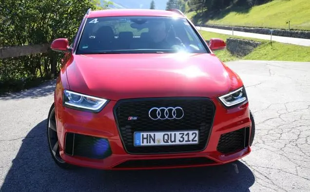 Audi RSQ3-6