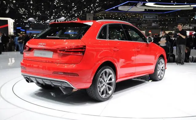 Audi RSQ3-8