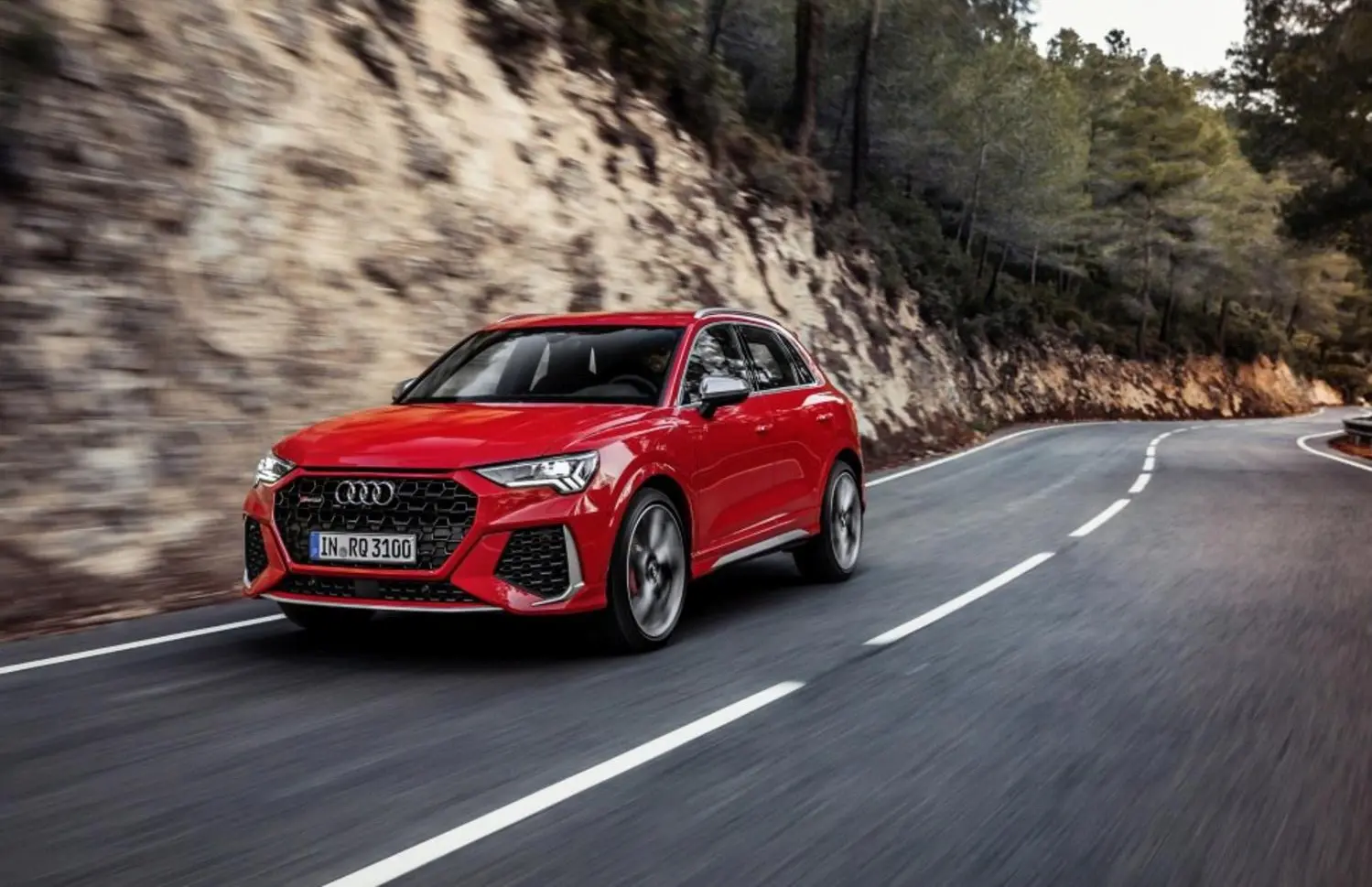 Audi RSQ3 (F3)-8