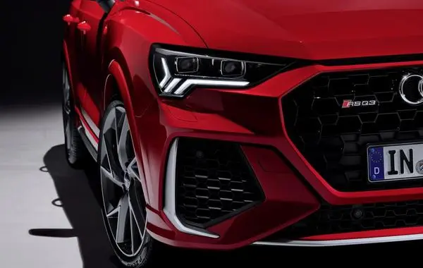 Audi RSQ3 (F3)