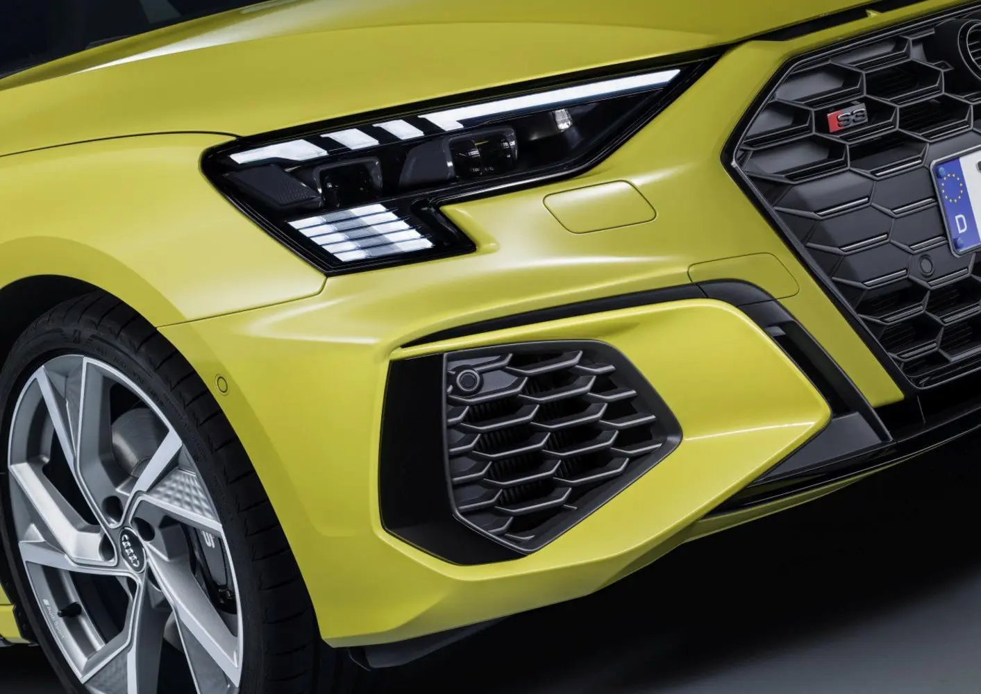 Audi S3 Sportback (8Y)-0